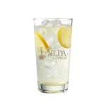 Meyve dilimli renkli karışık meyve suyu, serinletici nargile içeceği.