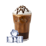 Meyveli buzlu şerbet (Yaz İçeceği), meyve parçacıklı, serinletici kafe içeceği.